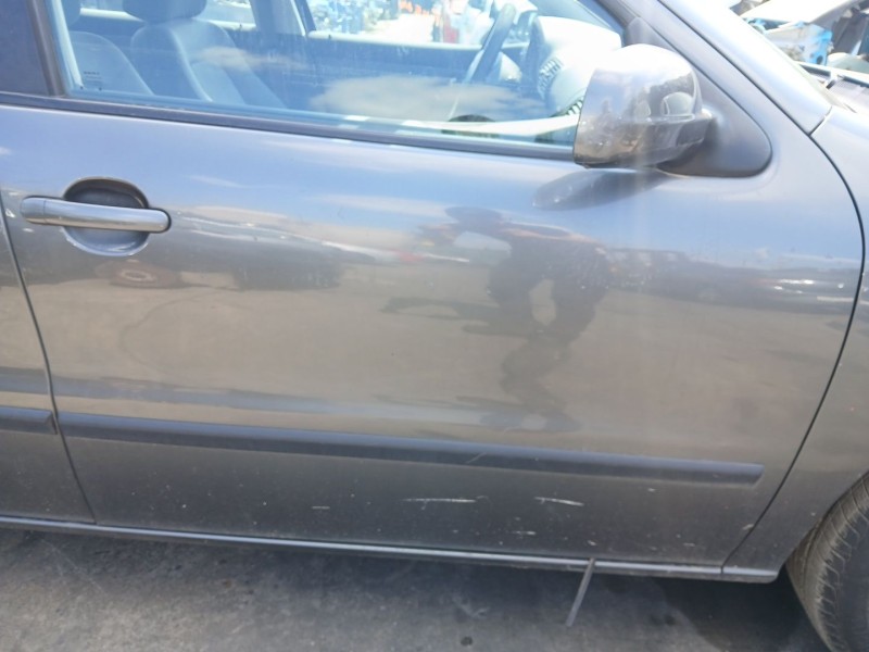 Recambio de puerta delantera derecha para seat leon (1m1) 1.6 16 v referencia OEM IAM   