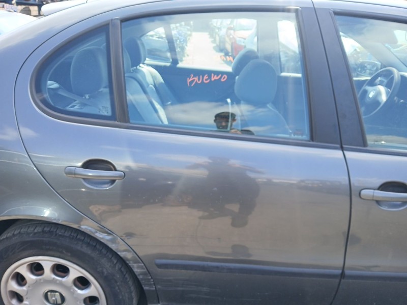 Recambio de puerta trasera derecha para seat leon (1m1) 1.6 16 v referencia OEM IAM   