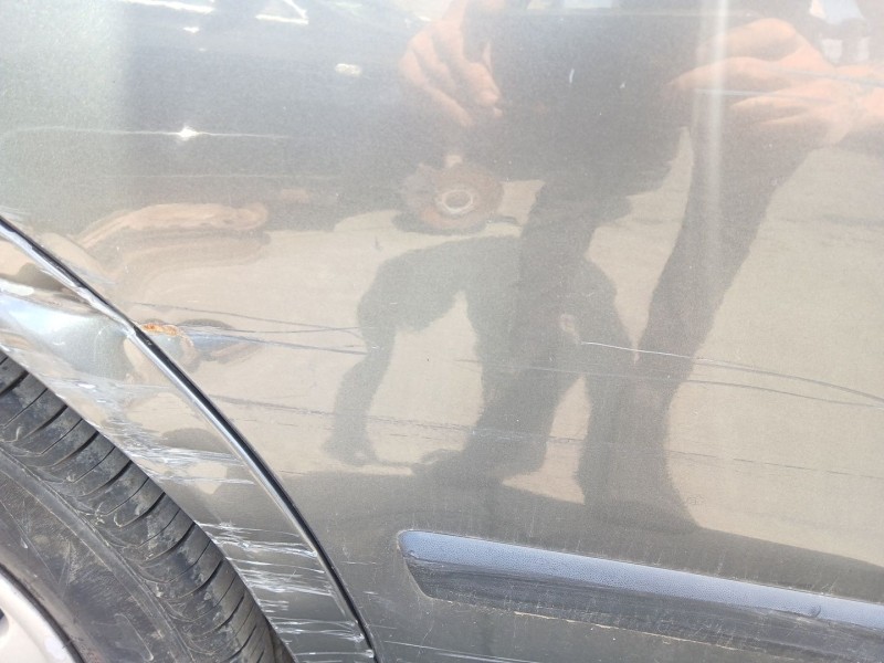 Recambio de puerta trasera derecha para seat leon (1m1) 1.6 16 v referencia OEM IAM   