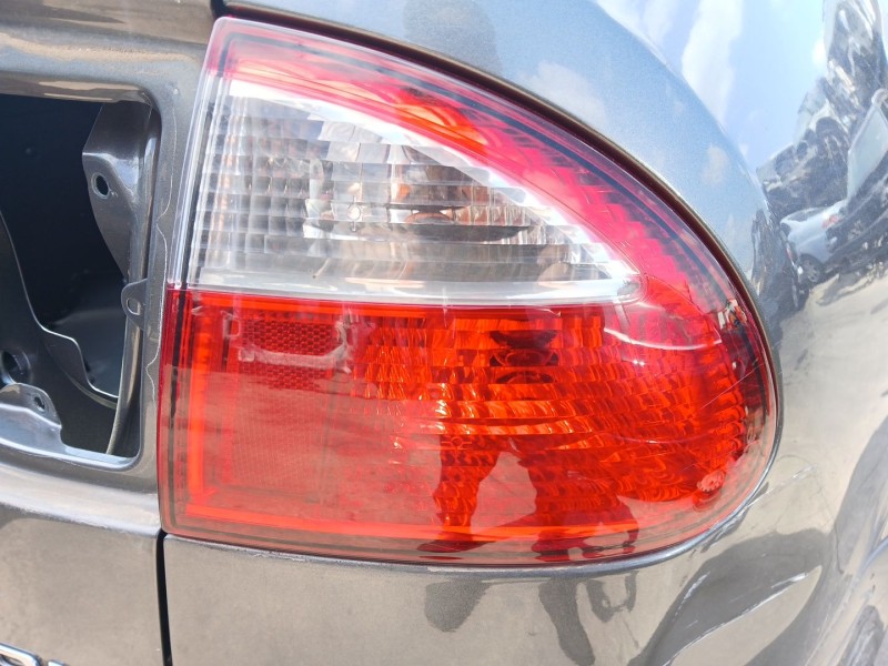 Recambio de piloto trasero derecho para seat leon (1m1) 1.6 16 v referencia OEM IAM   