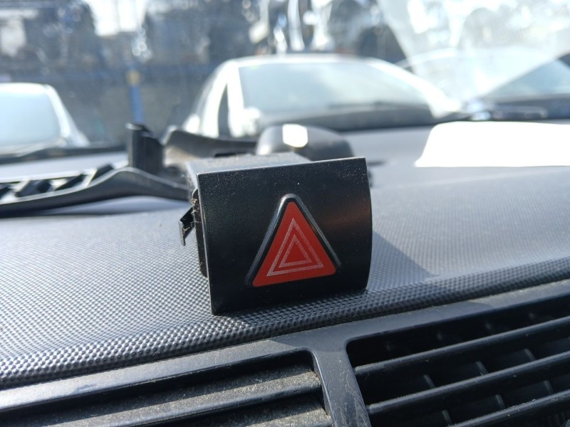 Recambio de warning para seat leon (1m1) 1.6 16 v referencia OEM IAM   