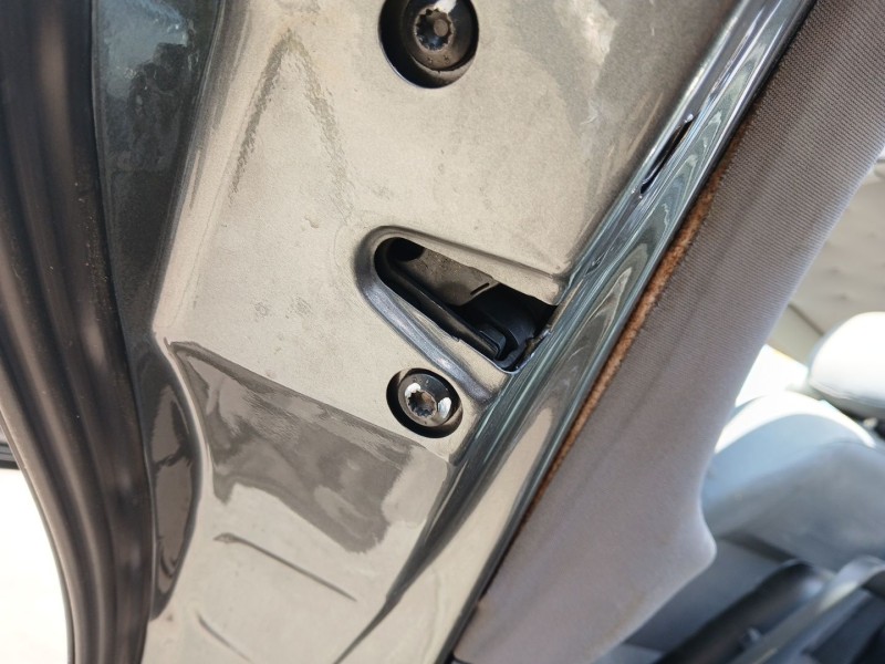 Recambio de cerradura puerta trasera izquierda para seat leon (1m1) 1.6 16 v referencia OEM IAM   