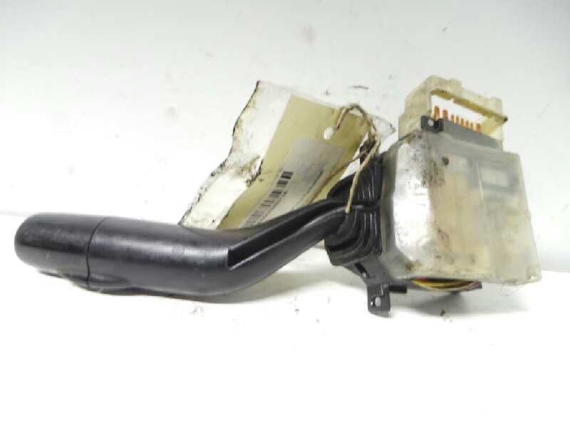 Recambio de mando luces para mazda 626 berlina (gf) 2.0 turbodiesel referencia OEM IAM 17A0895  