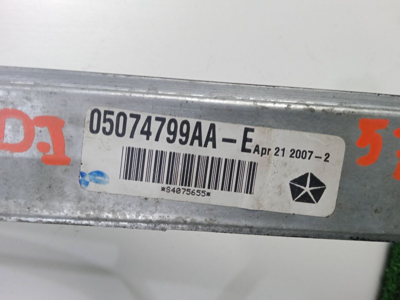 Recambio de elevalunas delantero izquierdo para dodge caliber 2.0 16v crd cat referencia OEM IAM 05074799AA ELECTRICO - CON.MOTO