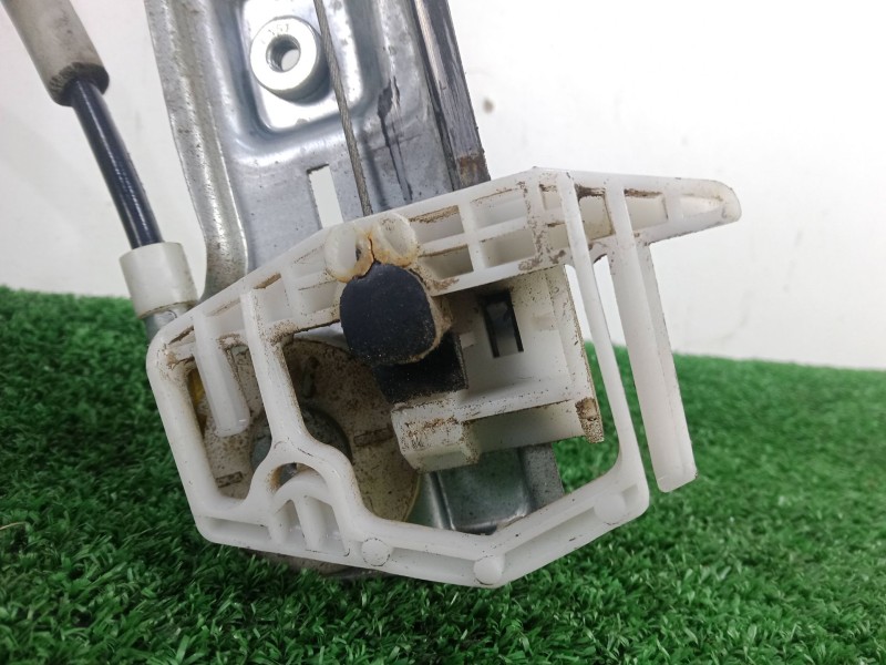 Recambio de elevalunas delantero izquierdo para dodge caliber 2.0 16v crd cat referencia OEM IAM 05074799AA ELECTRICO - CON.MOTO