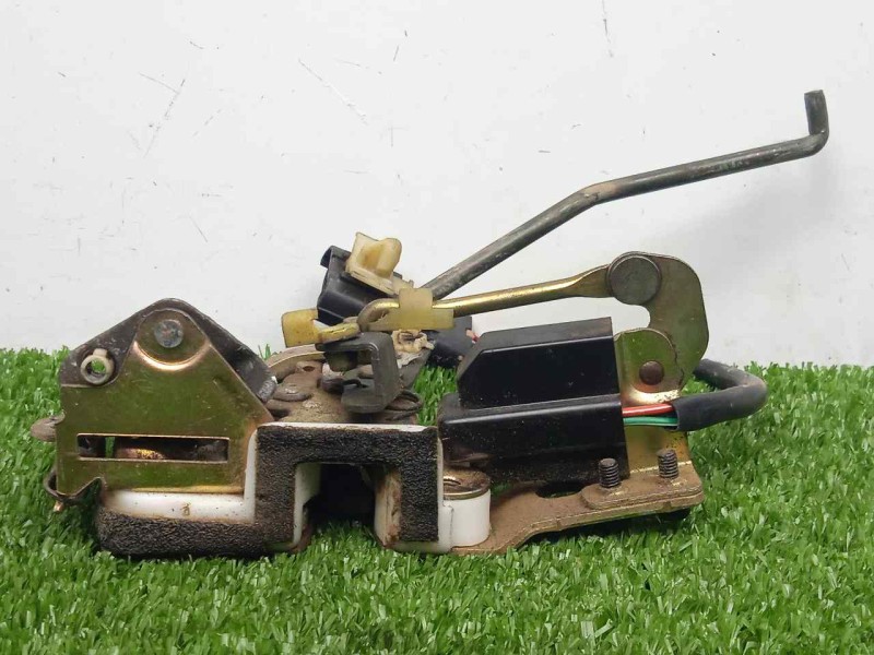 Recambio de cerradura puerta delantera izquierda para mitsubishi galloper (hyundai) 2.5 turbodiesel referencia OEM IAM  3.PUERTA