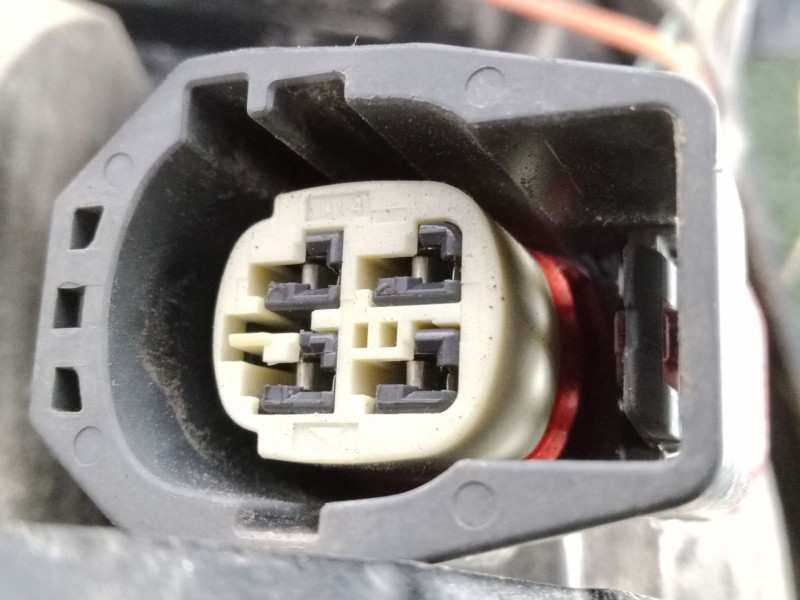 Recambio de piloto trasero derecho para dodge caliber 2.0 16v crd cat referencia OEM IAM SIN REFERENCIA  