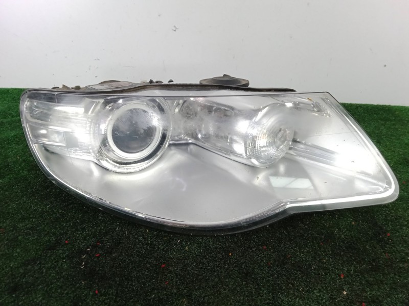 Recambio de faro derecho para volkswagen touareg (7la, 7l6, 7l7) 2.5 r5 tdi referencia OEM IAM 7L6941032C  XENON