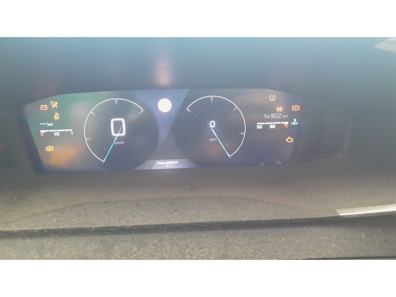 peugeot 2008 ii (ud_, us_, uy_, uj_, ur_, uc_) del año 2024