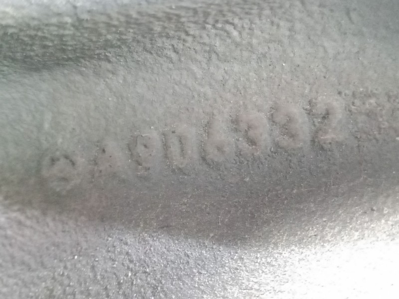 Recambio de mangueta delantera derecha para volkswagen crafter 30-50 furgoneta (2e_) 2.5 tdi referencia OEM IAM A906332 6X130 - 