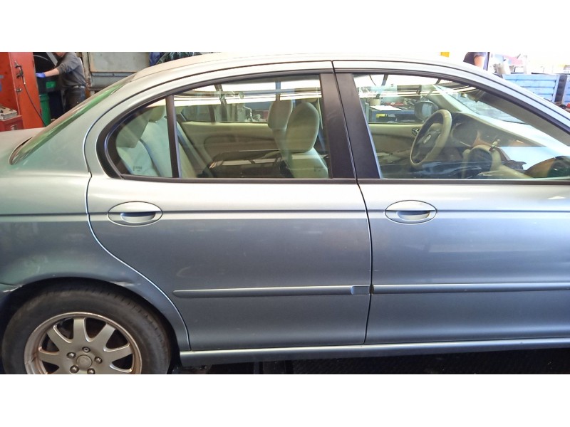 Recambio de puerta trasera derecha para jaguar x-type i (x400) 2.0 d referencia OEM IAM   