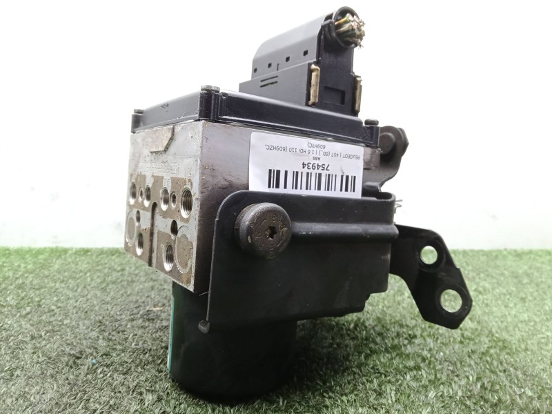 Recambio de abs para peugeot 407 (6d_) 1.6 hdi 110 (6d9hzc, 6d9hyc) referencia OEM IAM 15710602 - 15351846  TRW