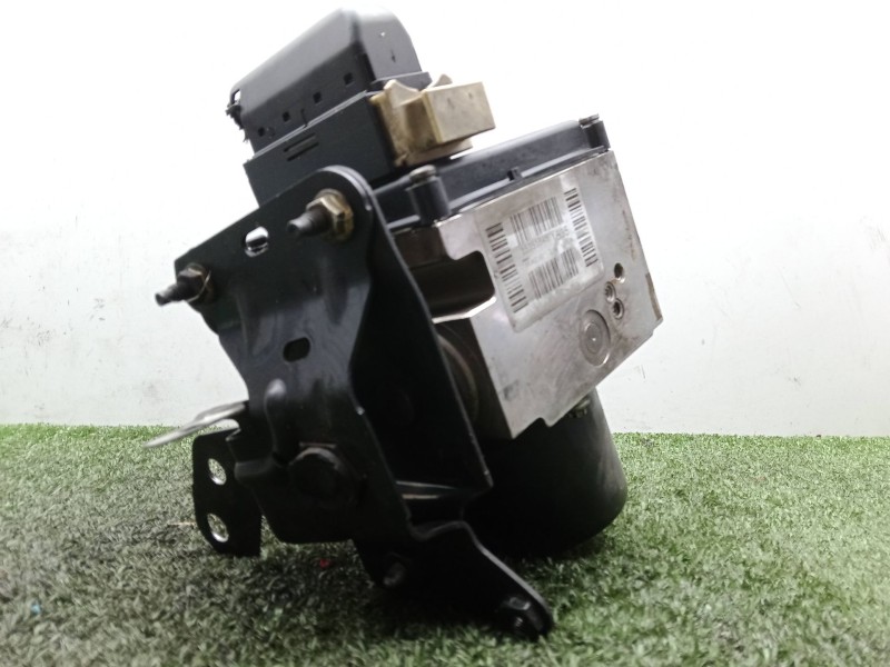 Recambio de abs para peugeot 407 (6d_) 1.6 hdi 110 (6d9hzc, 6d9hyc) referencia OEM IAM 15710602 - 15351846  TRW