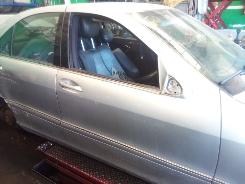 Recambio de puerta delantera derecha para mercedes-benz clase s (w220, v220) s 320 cdi (220.026, 220.126) referencia OEM IAM   