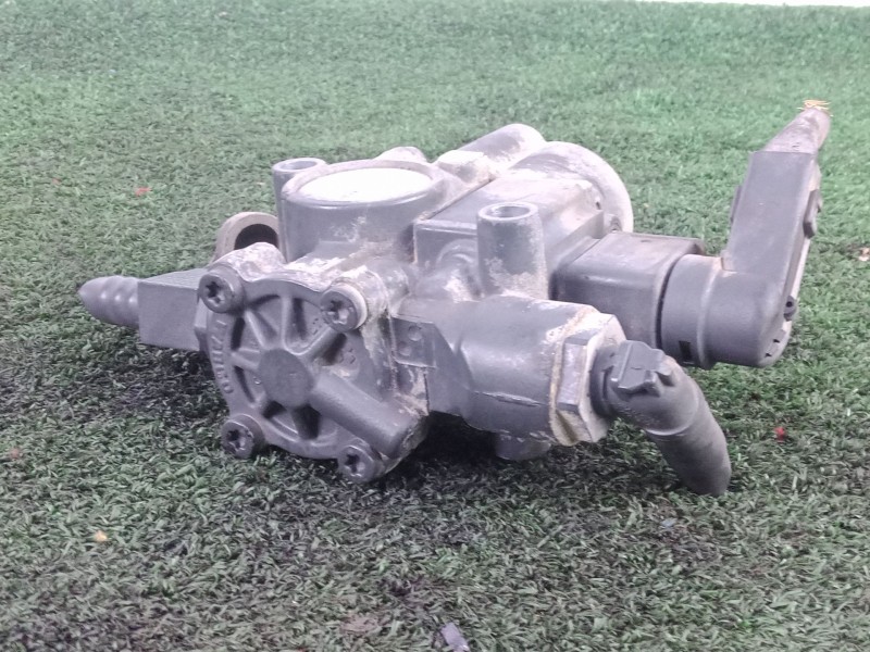 Recambio de valvula aire adicional para mercedes-benz atego 1321 ls 4x2 referencia OEM IAM SIN REFERENCIA  
