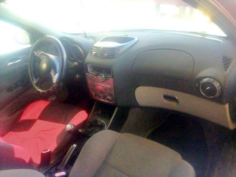 alfa romeo 147 (937_) del año 2001