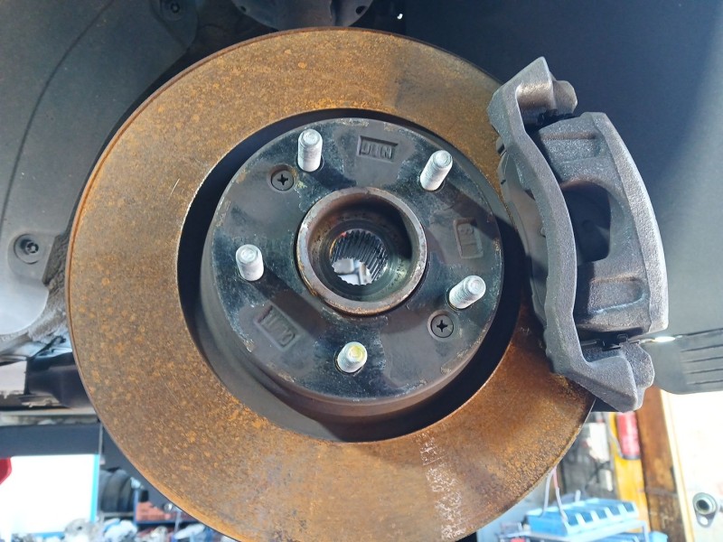 Recambio de mangueta delantera derecha para hyundai tucson (tl, tle) 1.6 gdi referencia OEM IAM   