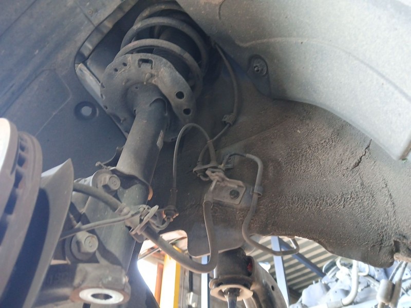 Recambio de amortiguador delantero izquierdo para hyundai tucson (tl, tle) 1.6 gdi referencia OEM IAM   