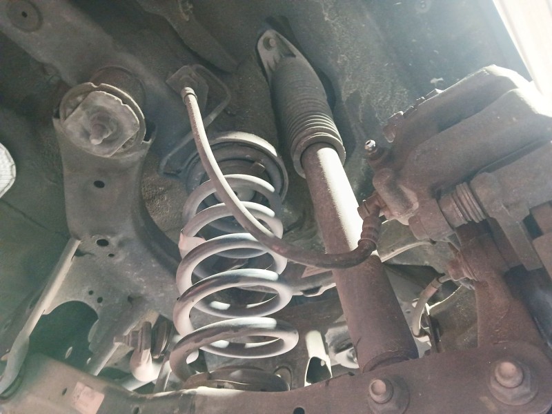 Recambio de amortiguador trasero derecho para hyundai tucson (tl, tle) 1.6 gdi referencia OEM IAM   