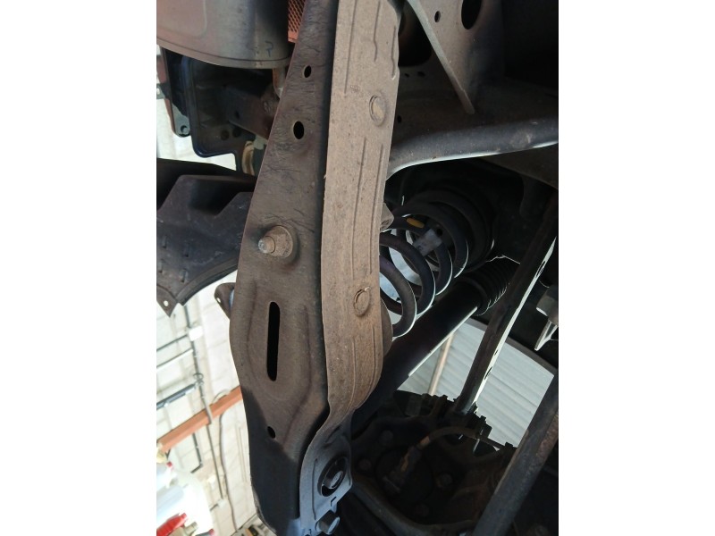 Recambio de brazo suspension inferior trasero izquierdo para hyundai tucson (tl, tle) 1.6 gdi referencia OEM IAM   