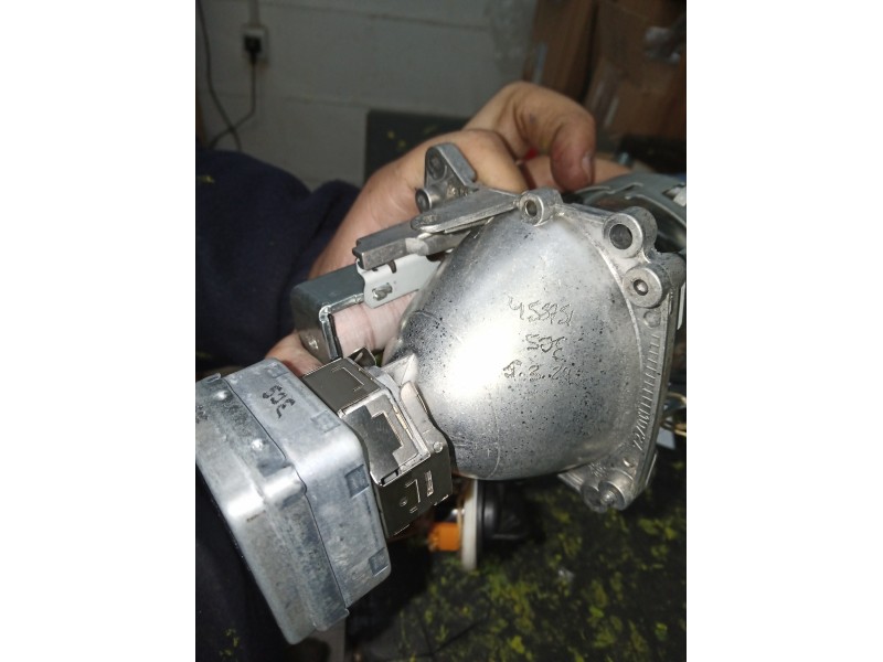 Recambio de faro izquierdo para mini countryman (r60) 1.6 16v referencia OEM IAM 1305310485  