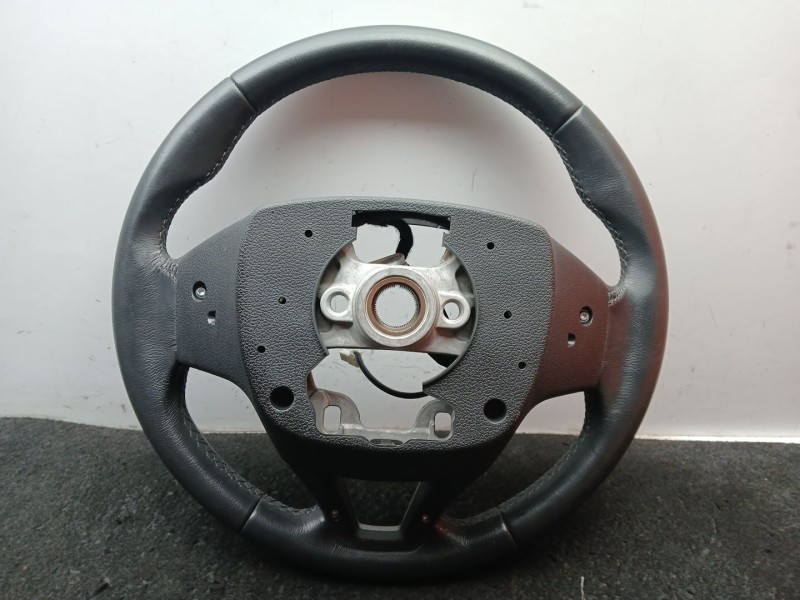 Recambio de volante para hyundai tucson (tl, tle) 1.6 gdi referencia OEM IAM 309246881BCH - 85141194 CUERO 