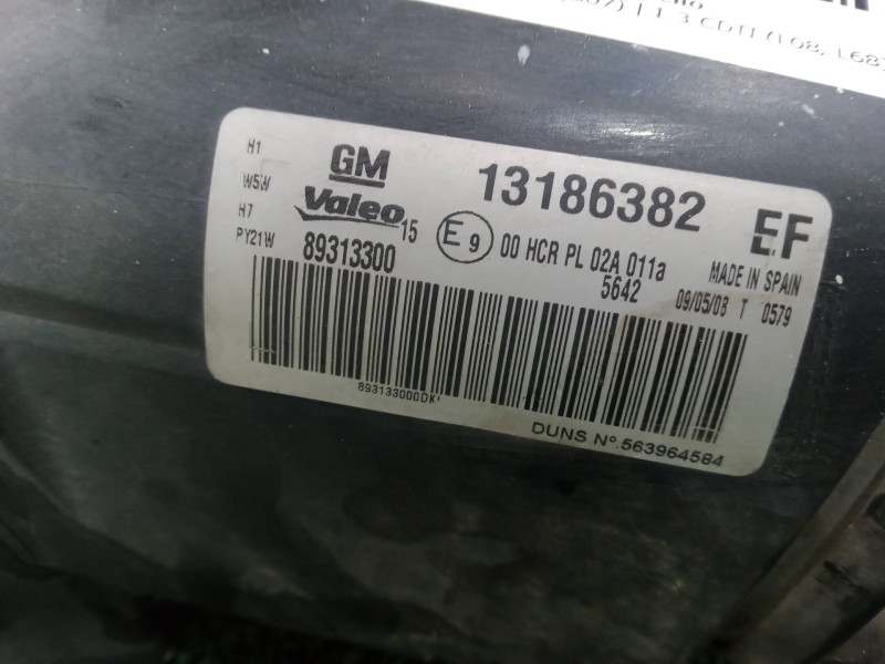 Recambio de faro derecho para opel corsa d (s07) 1.3 cdti (l08, l68) referencia OEM IAM 13186382 - 89313300 CORSA.D - H7 + H1 VA