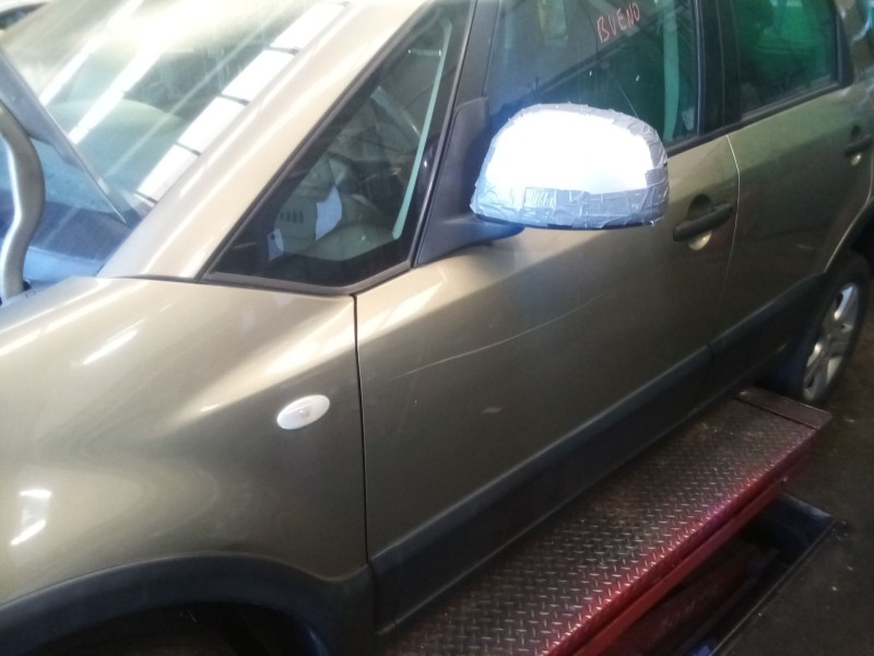 Recambio de puerta delantera izquierda para fiat sedici (189_) 1.9 d multijet referencia OEM IAM   