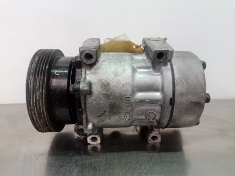 Recambio de compresor aire acondicionado para renault laguna (b56) 1.6 referencia OEM IAM 8075-7700111036 SANDEN SD7H15
