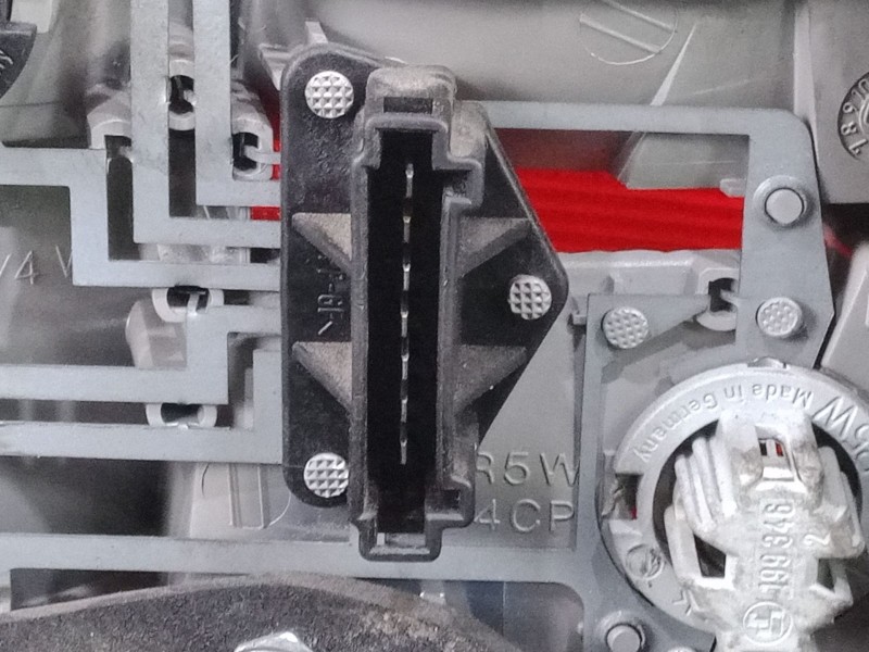 Recambio de piloto trasero izquierdo para mercedes-benz clase s (w220, v220) s 320 cdi (220.026, 220.126) referencia OEM IAM SIN