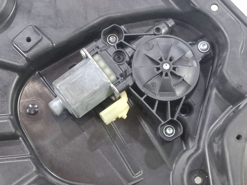 Recambio de elevalunas trasero izquierdo para jeep compass (mp, m6, mv, m7) 1.4 multiair 4x4 referencia OEM IAM E24493104 ELECTR