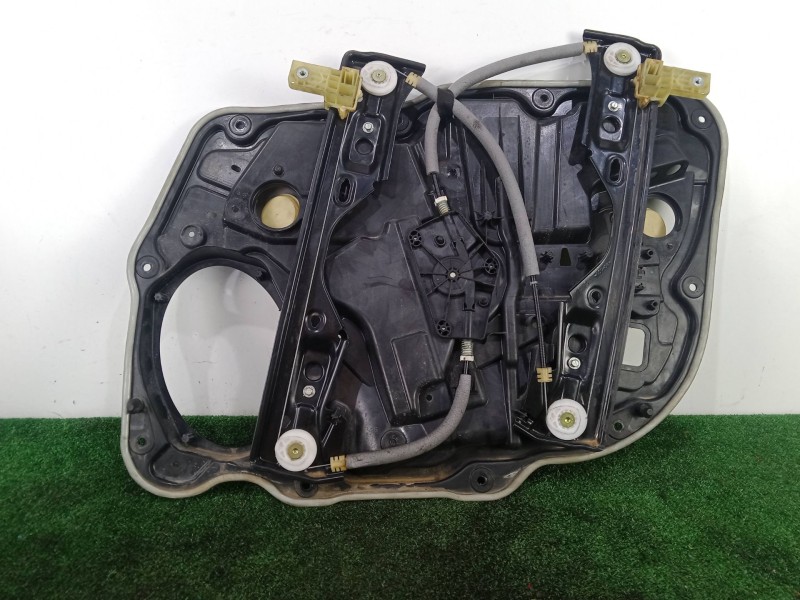 Recambio de elevalunas delantero izquierdo para jeep compass (mp, m6, mv, m7) 1.4 multiair 4x4 referencia OEM IAM E24431102 ELEC