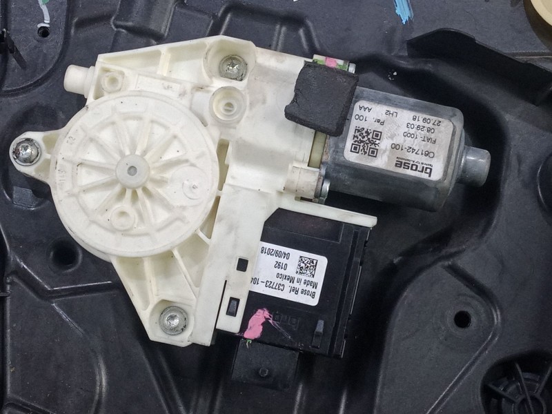 Recambio de elevalunas delantero izquierdo para jeep compass (mp, m6, mv, m7) 1.4 multiair 4x4 referencia OEM IAM E24431102 ELEC