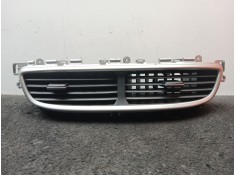 Recambio de aireador delantero central para hyundai tucson (tl, tle) 1.6 gdi referencia OEM IAM 97410D7AA0 MOBIS 