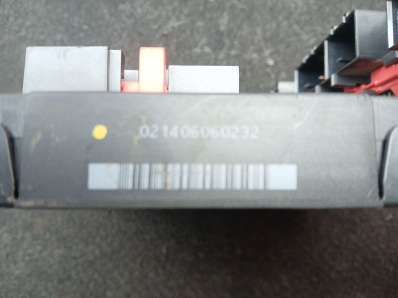 Recambio de caja reles / fusibles para volkswagen touran (1t1, 1t2) 1.9 tdi referencia OEM IAM 3C0937049E - F005V00526 BOSCH 