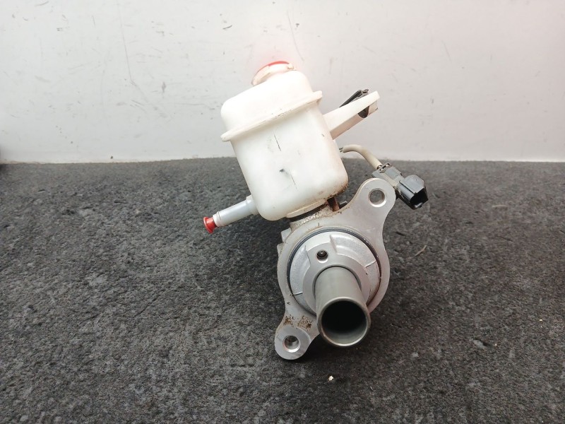 Recambio de bomba freno para hyundai tucson (tl, tle) 1.6 gdi referencia OEM IAM DT87 MOBIS 