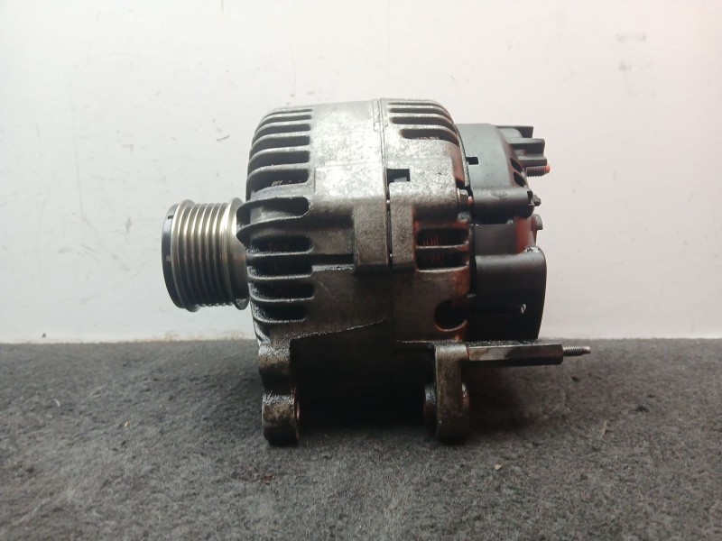 Recambio de alternador para volkswagen passat b6 (3c2) 2.0 tdi 16v referencia OEM IAM 021903026L 180 AM 