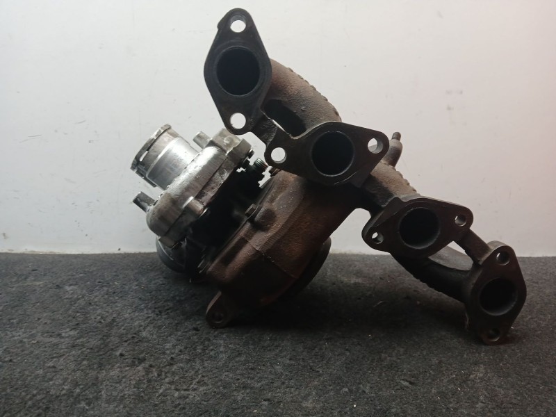 Recambio de turbocompresor para audi a3 (8p1) 2.0 tdi 16v referencia OEM IAM 03G253019A - GT1749VA GARRETT 
