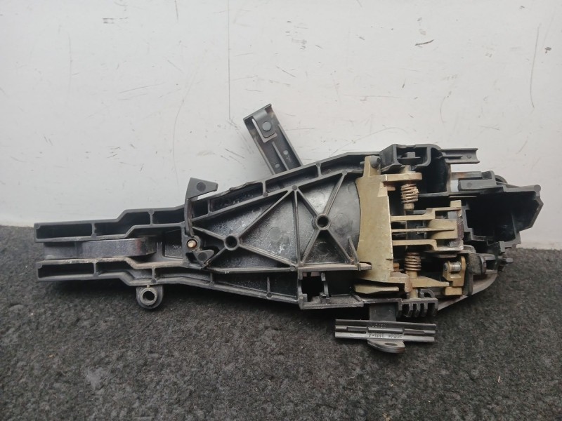 Recambio de maneta exterior delantera derecha para bmw 3 (e90) 320 d referencia OEM IAM SIN REF GRIS OSCURO 