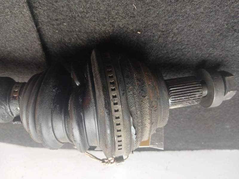 Recambio de transmision delantera derecha para volkswagen touran (1t1, 1t2) 1.9 tdi referencia OEM IAM . LONGITUD: 815 MM 