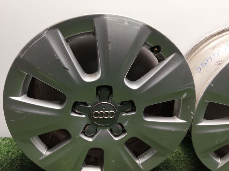 Recambio de juego llantas para audi a3 (8p) 2.0 tdi referencia OEM IAM 8P0601025BJ  16´´PULGADAS