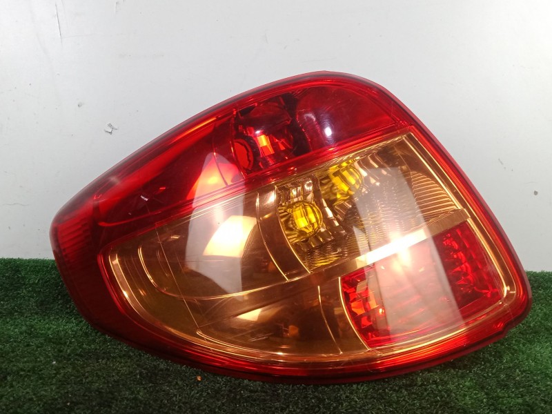 Recambio de piloto trasero izquierdo para fiat sedici (189_) 1.9 d multijet referencia OEM IAM SIN REFERENCIA  