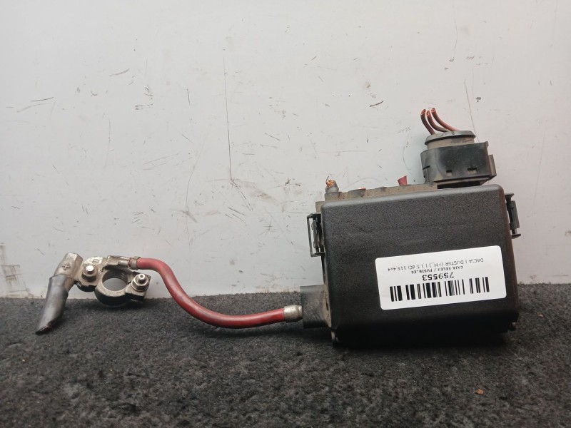 Recambio de caja reles / fusibles para dacia duster (hm_) 1.5 dci 115 4x4 referencia OEM IAM 1J0937550AA - 550AA  