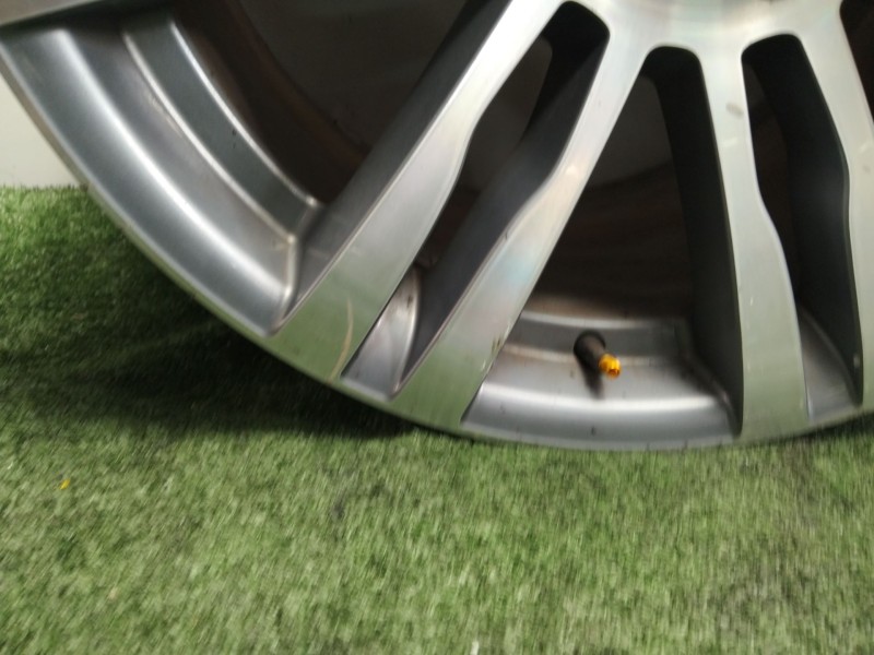 Recambio de juego llantas para bmw x6 (e71, e72) xdrive 30 d referencia OEM IAM 7842183 - 7842184  20´´PULGADAS