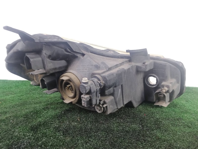 Recambio de faro izquierdo para fiat sedici (189_) 1.9 d multijet referencia OEM IAM SIN REFERENCIA  HALOGENO