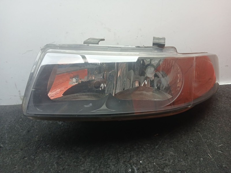 Recambio de faro izquierdo para seat leon (1m1) 1.6 16 v referencia OEM IAM 1M1941001D - 67742691 VALEO 