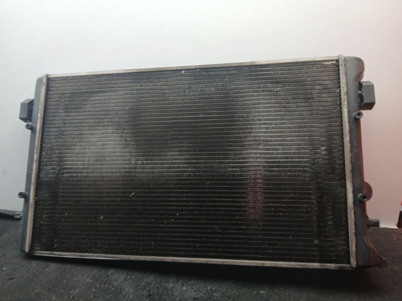 Recambio de radiador agua para seat leon (1m1) 1.6 16 v referencia OEM IAM SIN REF  