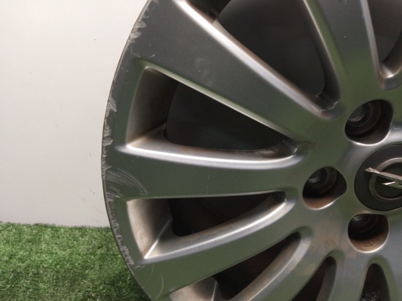 Recambio de llanta para opel insignia a (g09) 2.0 cdti (68) referencia OEM IAM 13235012  18´´PULGADAS