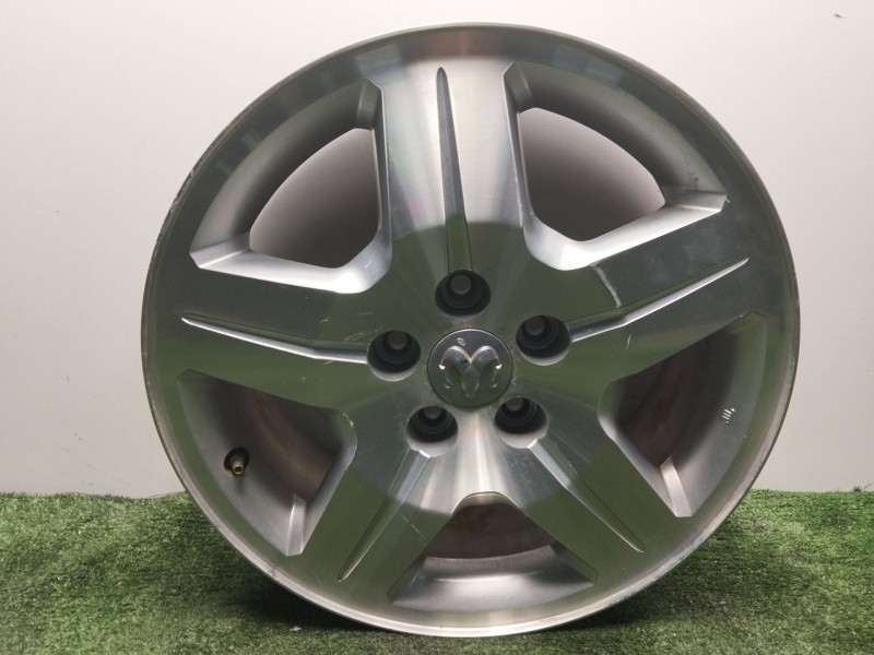 Recambio de llanta para dodge caliber 2.0 16v crd cat referencia OEM IAM 05191765AB  17´´PULGADAS