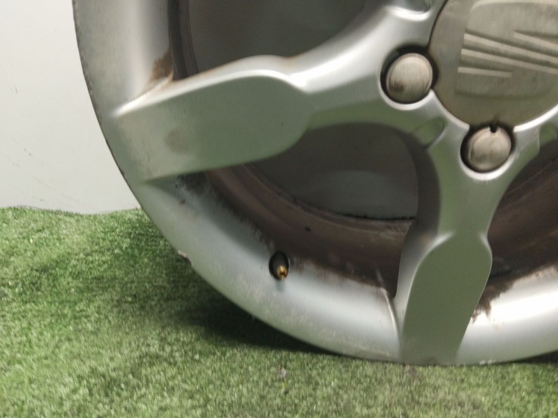 Recambio de llanta para seat altea (5p1) 2.0 tdi referencia OEM IAM 5P0601025C  17´´PULGADAS